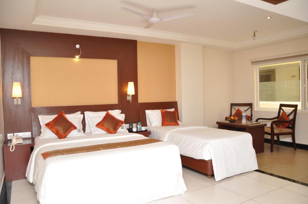 Hotel Shaans Tiruchirappalli Rom bilde