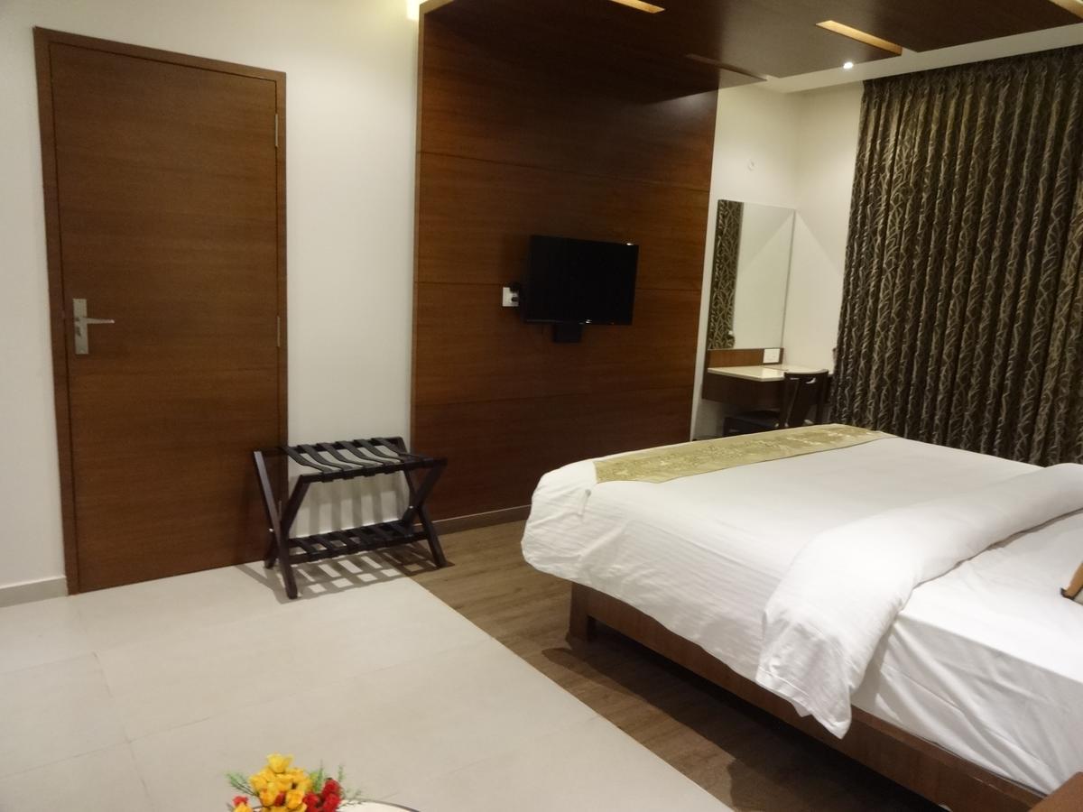 Hotel Shaans Tiruchirappalli Eksteriør bilde
