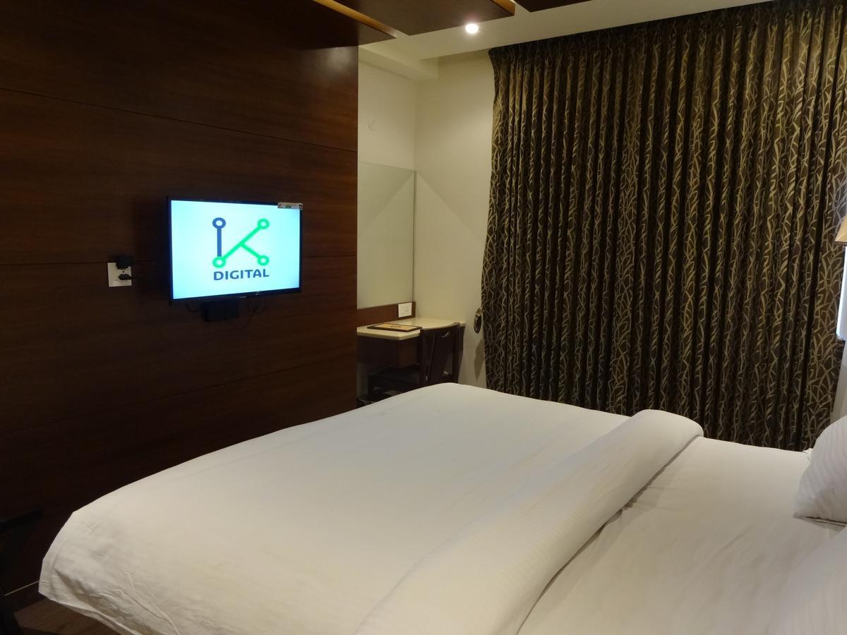 Hotel Shaans Tiruchirappalli Eksteriør bilde