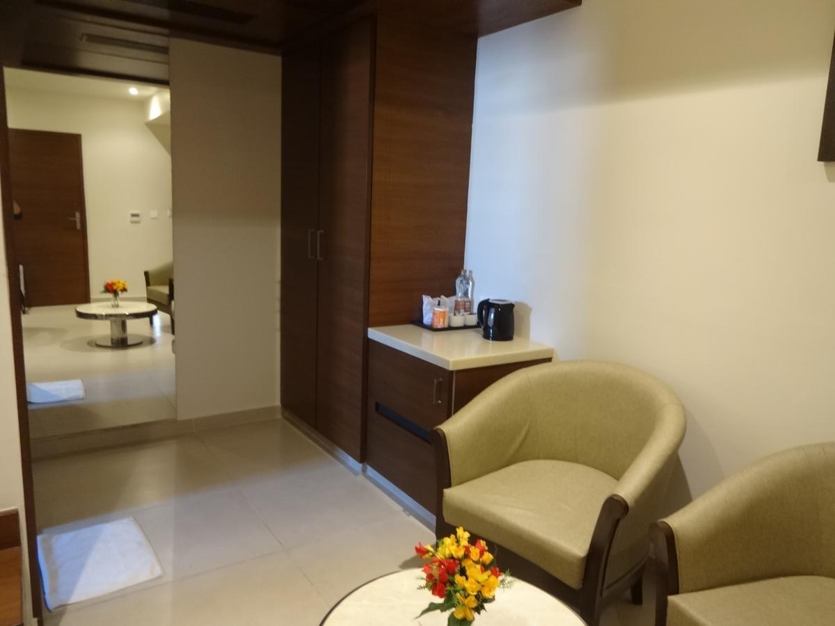 Hotel Shaans Tiruchirappalli Eksteriør bilde
